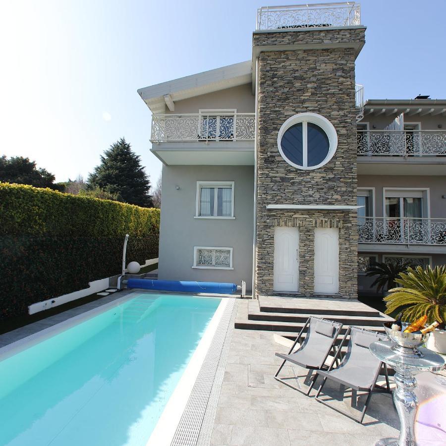Bellavista Exclusive Desenzano Jacuzzi Piscina Vista Bed & Breakfast Desenzano del Garda