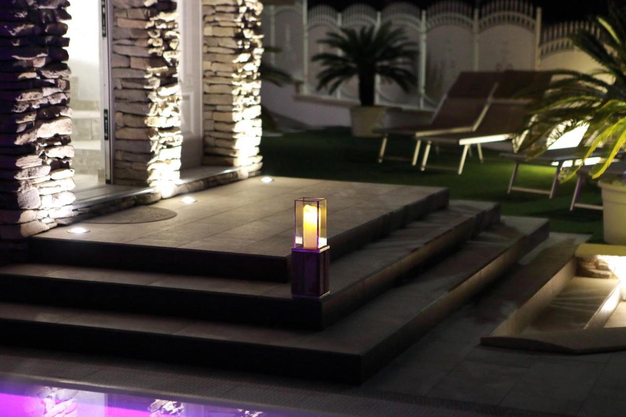 Bellavista Exclusive Desenzano Jacuzzi Piscina Vista