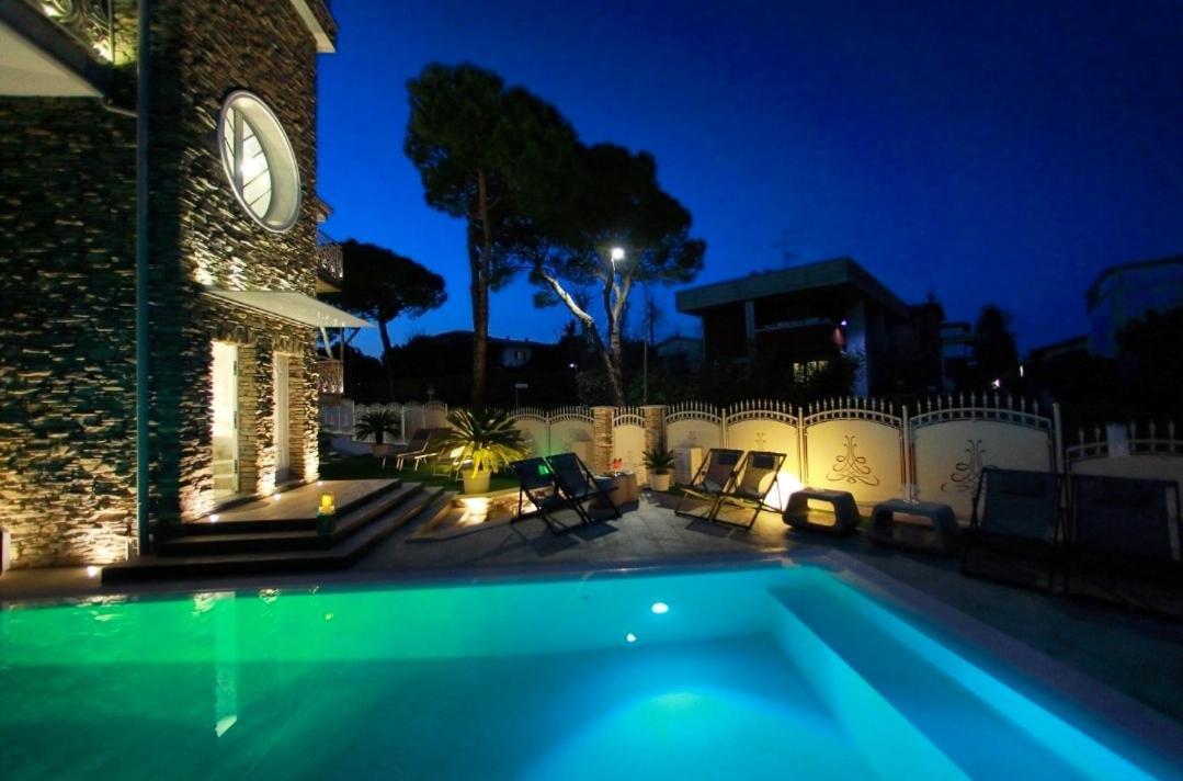 Bed & Breakfast Bellavista Exclusive Desenzano Jacuzzi Piscina Vista 3*
